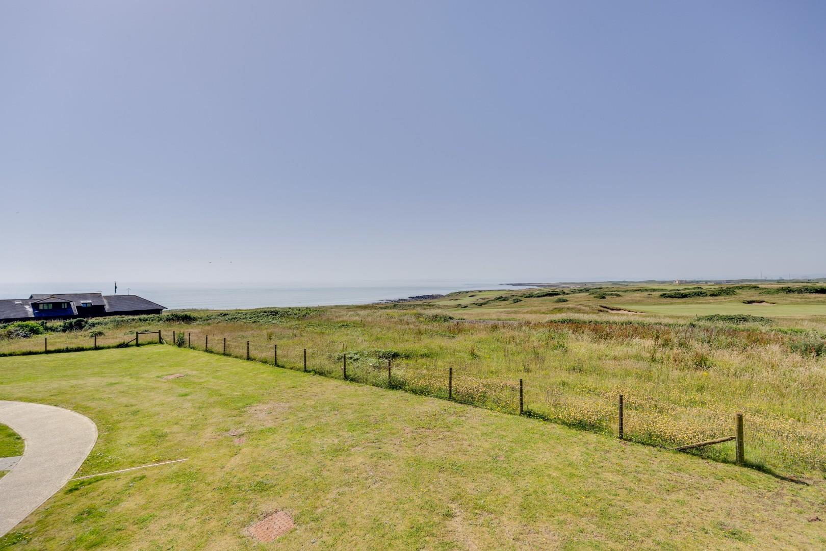 Rest Bay, Porthcawl, Bridgend County Borough, CF36 3UP